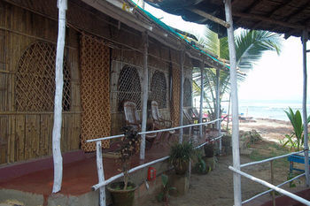 Sea View Resort Morjim Eksteriør billede